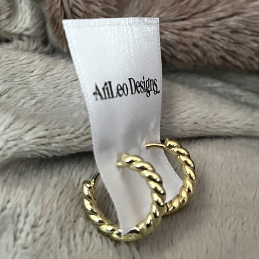 14k Spiral Huggie Hoops