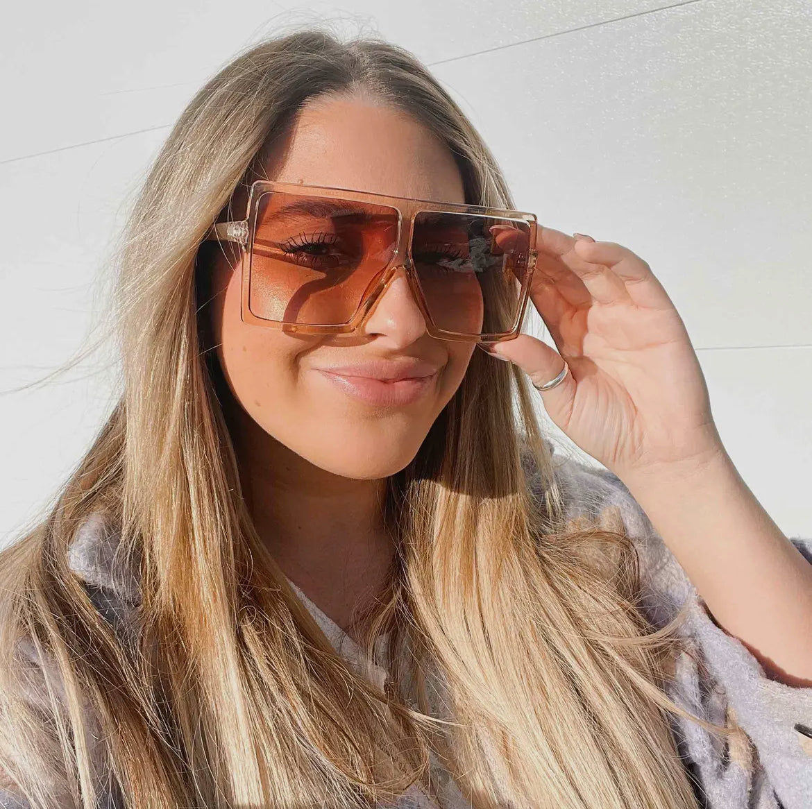 Montana Oversized Signature Sunglasses
