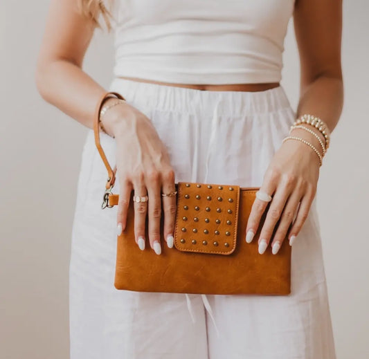 Maya Rivet Clutch