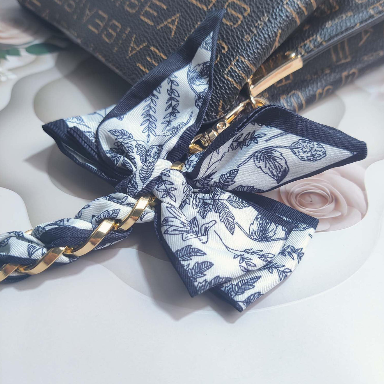 Satin Linx Bow Bag Charm/Extenders