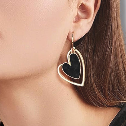 Queen of Hearts Asymmetrical Dangle set