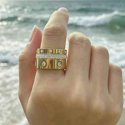 Romans Girl Ring Stack Silver/Gold