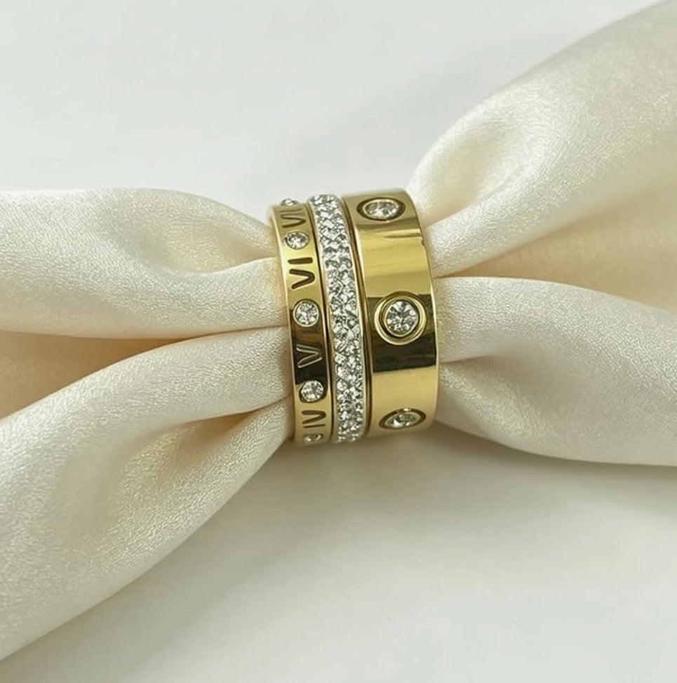 Romans Girl Ring Stack Silver/Gold