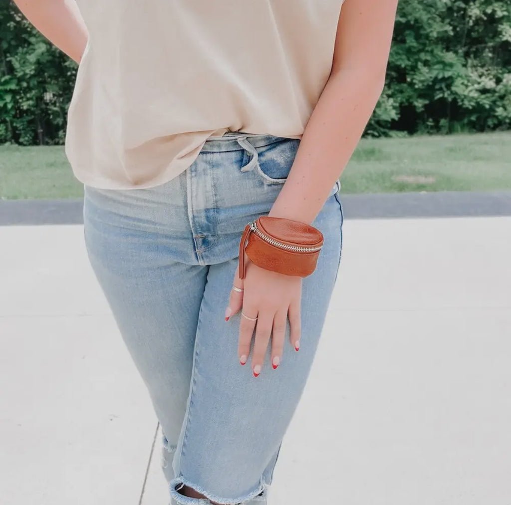The Luna Wristlet
