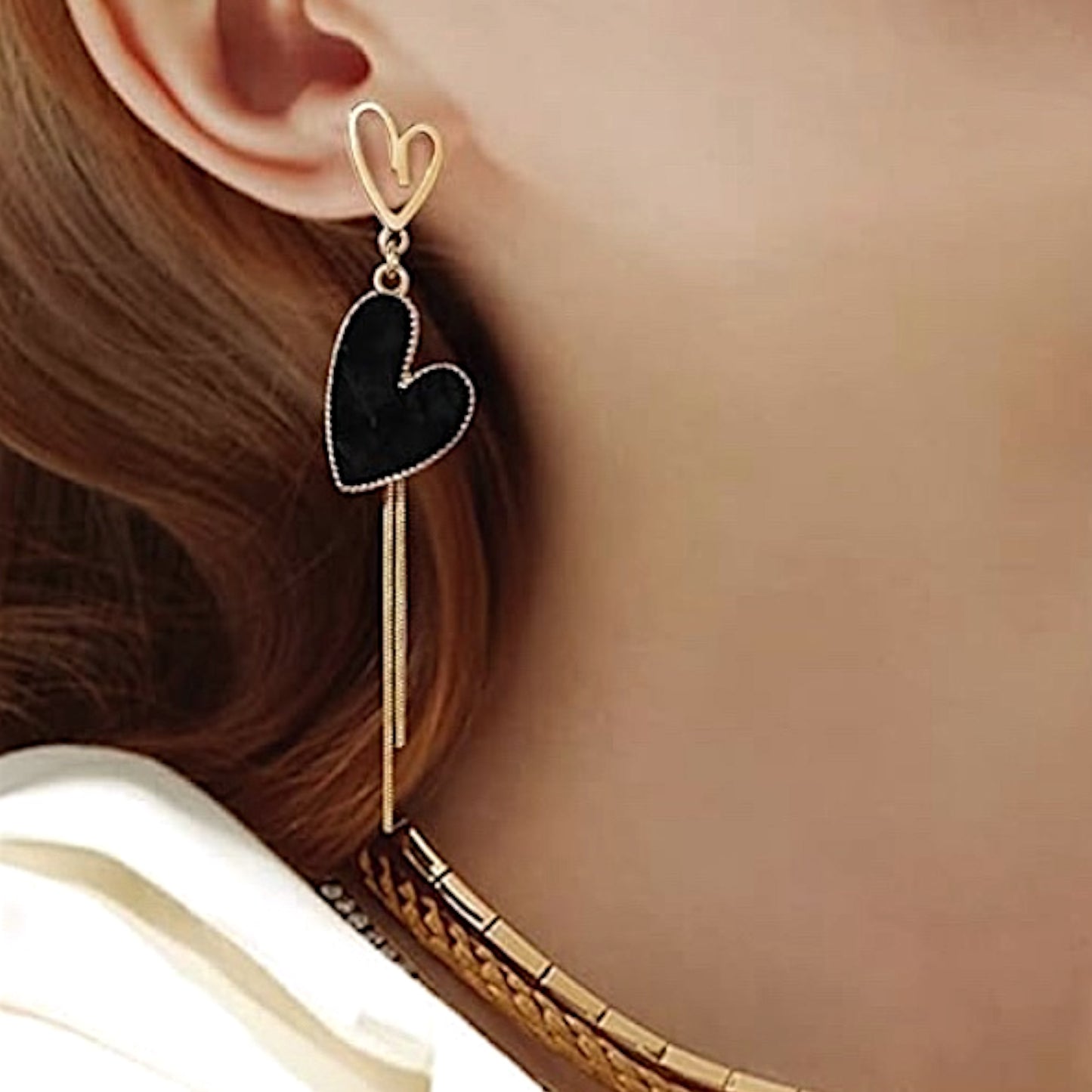 Queen of Hearts Asymmetrical Dangle set