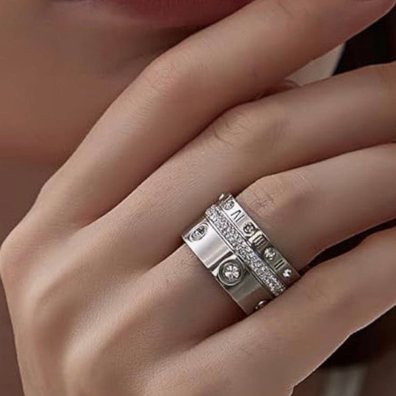 Romans Girl Ring Stack Silver/Gold