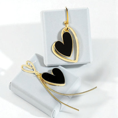 Queen of Hearts Asymmetrical Dangle set