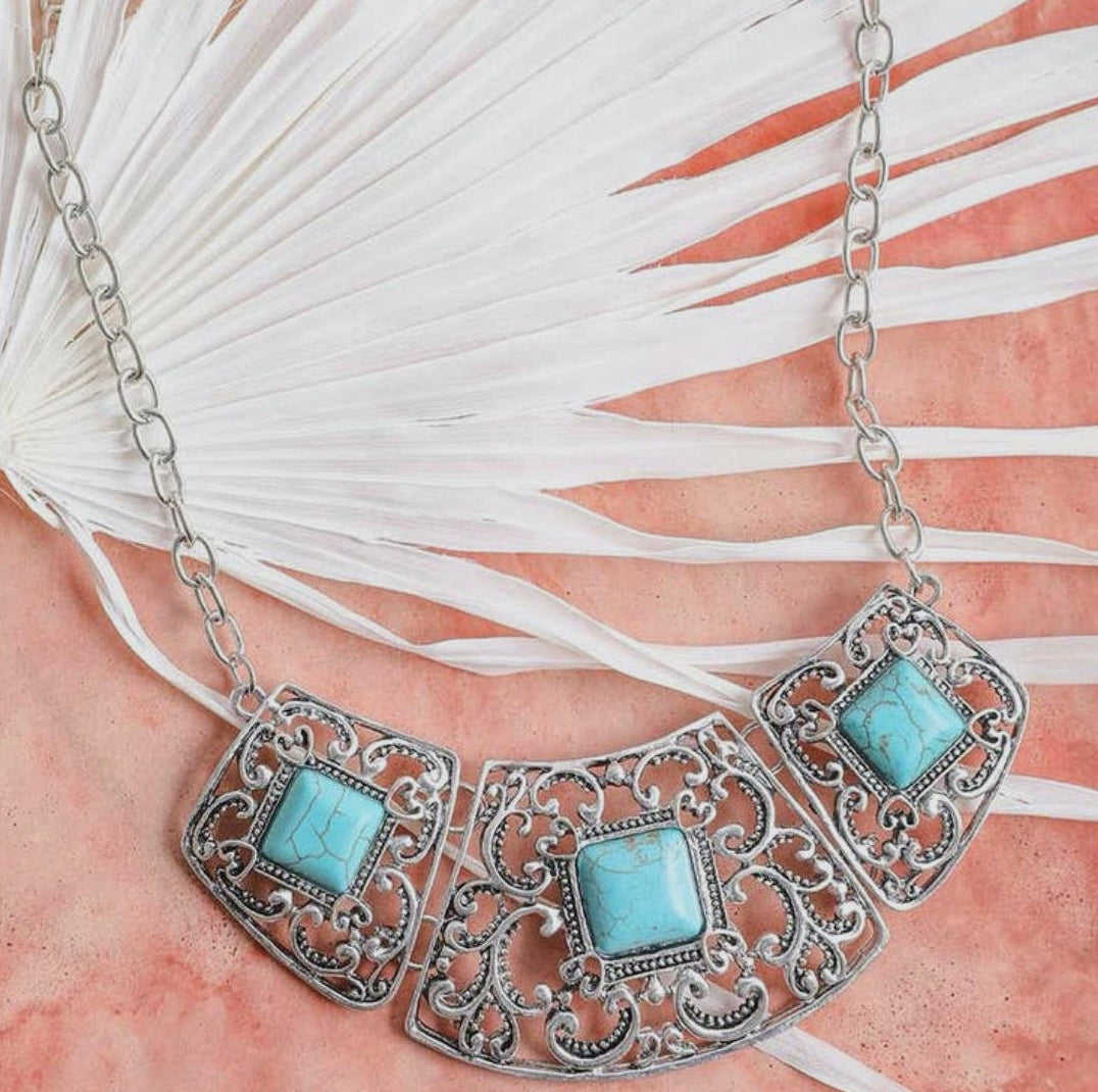 Havana Turquoise Stone Vintage Style Necklace