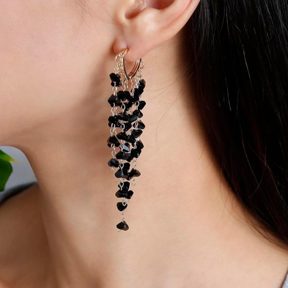 Rock Chip Drip Fringe Huggies