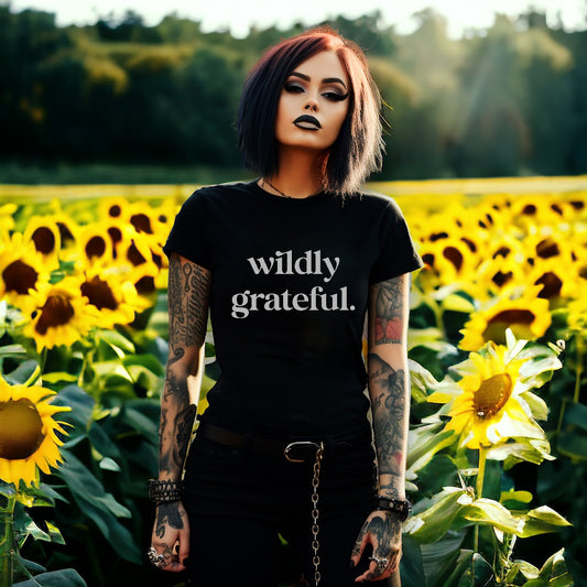 Wildly grateful Tee