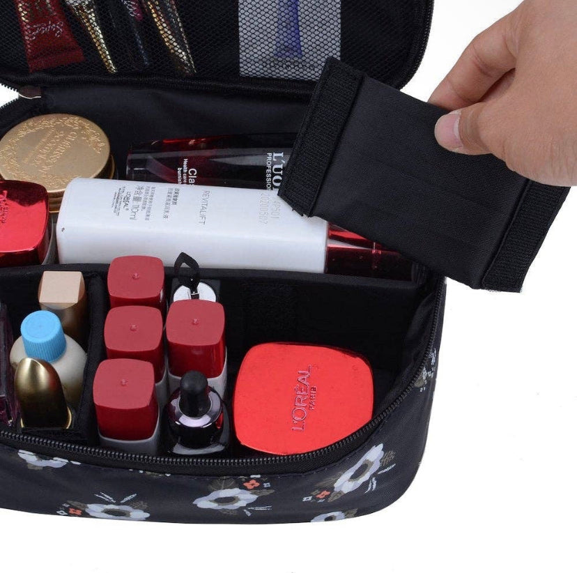 Everyday cosmetic bag