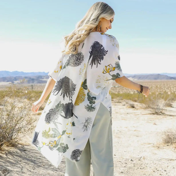 Exotic Floral Neutrals Luxe Kimono
