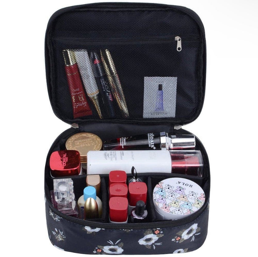 Everyday cosmetic bag